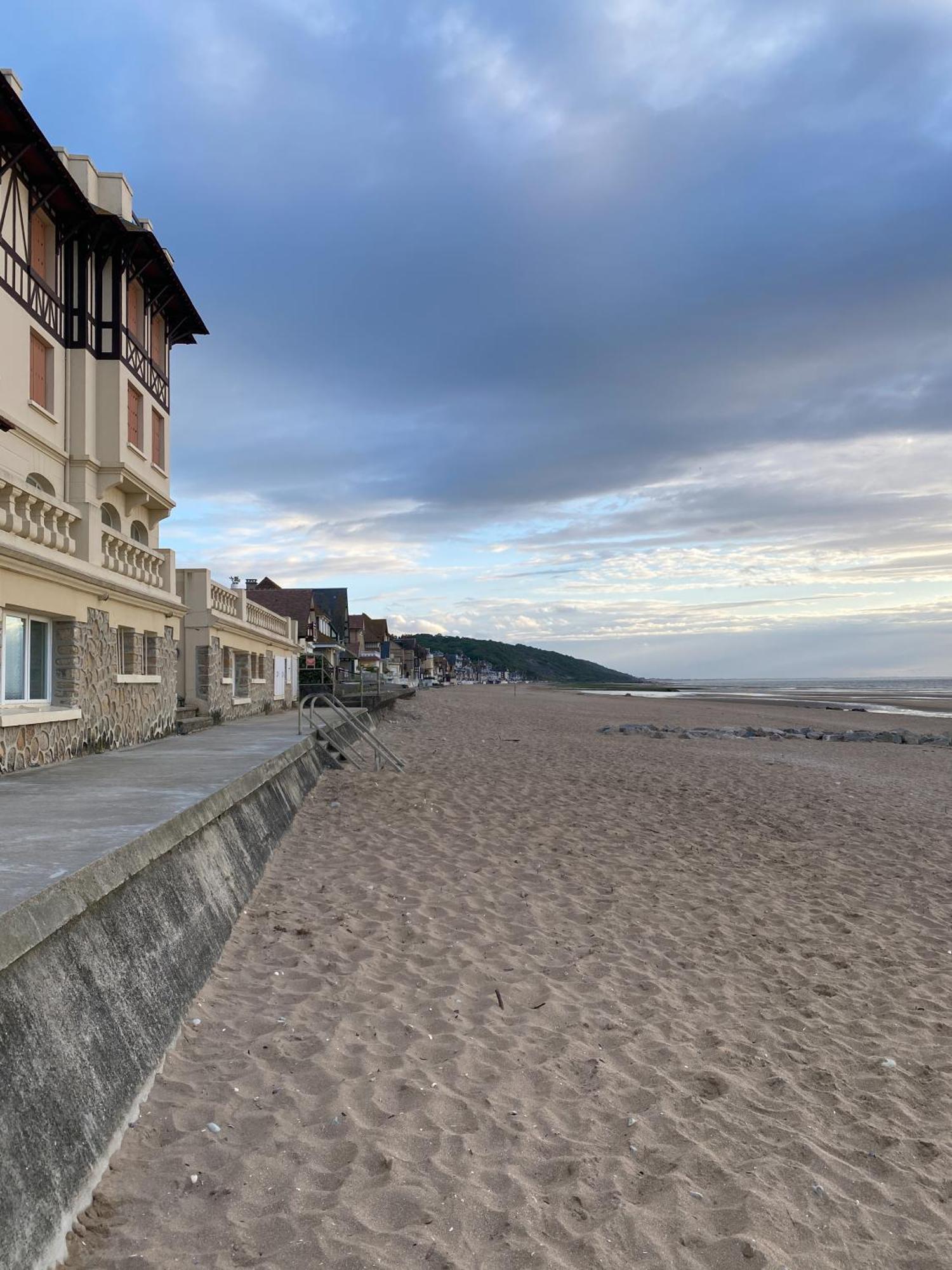 Le Petit Villers Luaran gambar